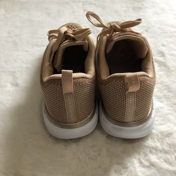 APL Techloom Phantom NWOT Sneakers Rose gold 7.5 - Picture 6 of 12